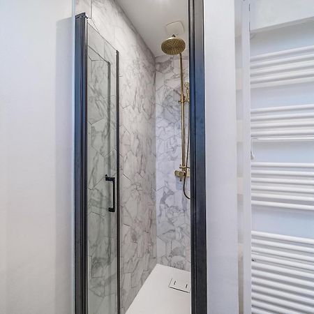 L'Evasion - Sauna Jacuzzi Cinema Tours Ngoại thất bức ảnh