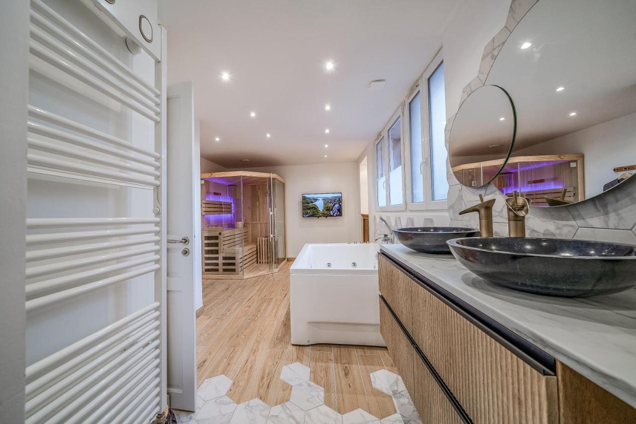 L'Evasion - Sauna Jacuzzi Cinema Tours Ngoại thất bức ảnh